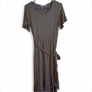 Levaca Elegant Brown Midi Dress